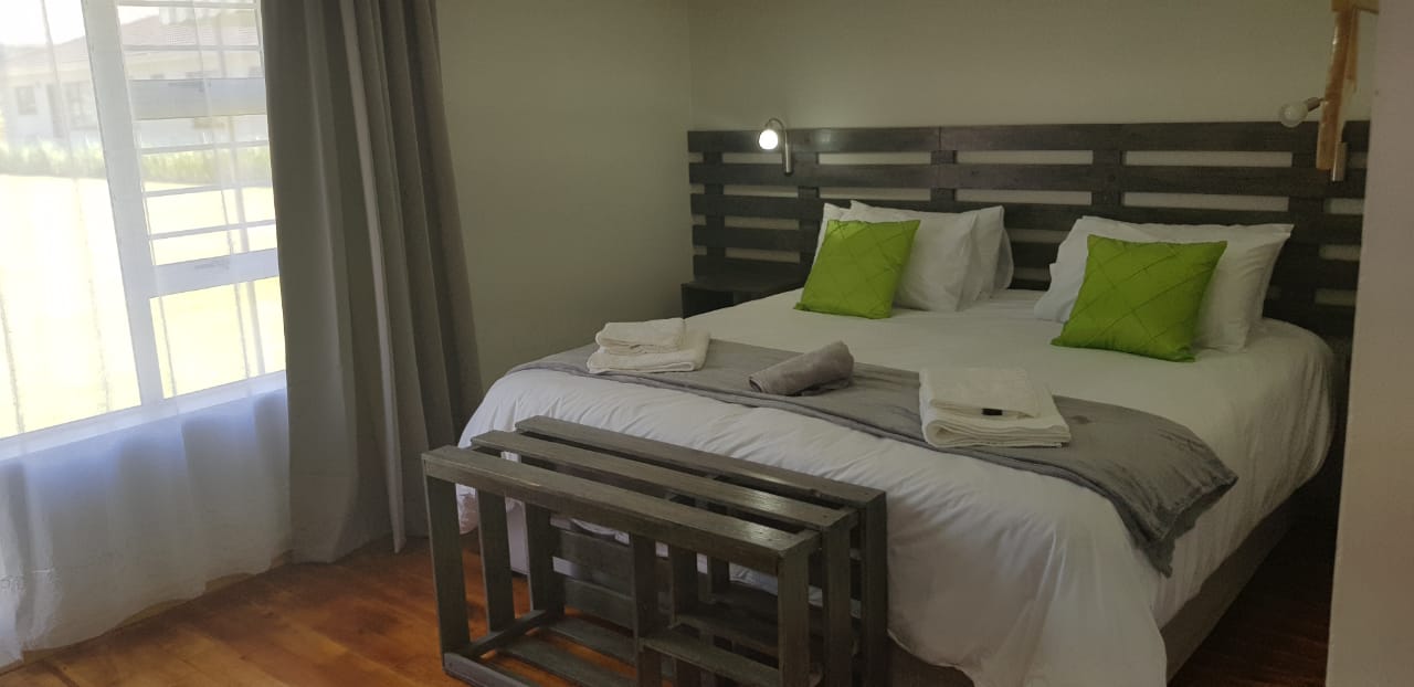 Twin room 3